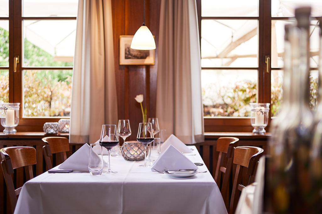 Hotel Gasthof Zum Ochsen อาร์เลสไฮม์ ภายนอก รูปภาพ