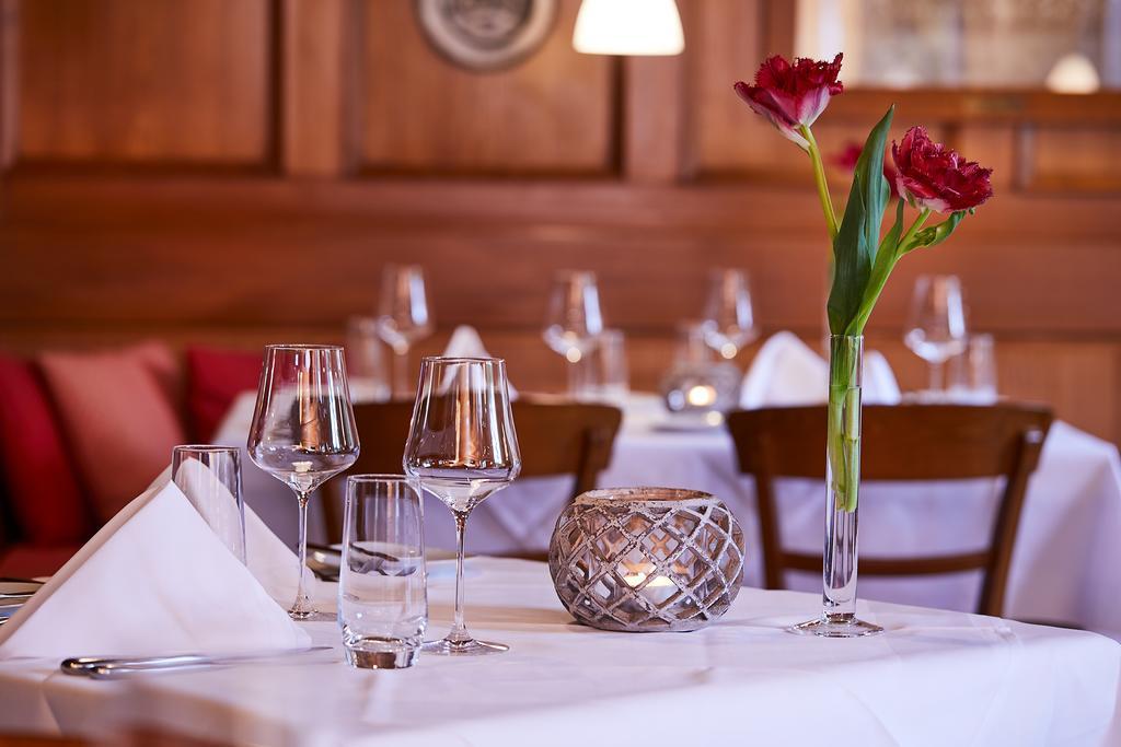 Hotel Gasthof Zum Ochsen อาร์เลสไฮม์ ภายนอก รูปภาพ